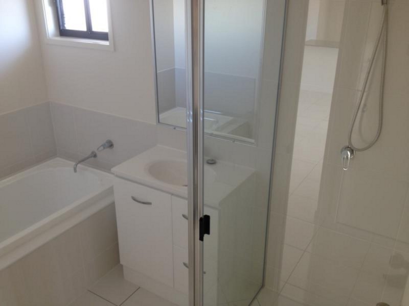 15 Brodie Drive, Gracemere QLD 4702
